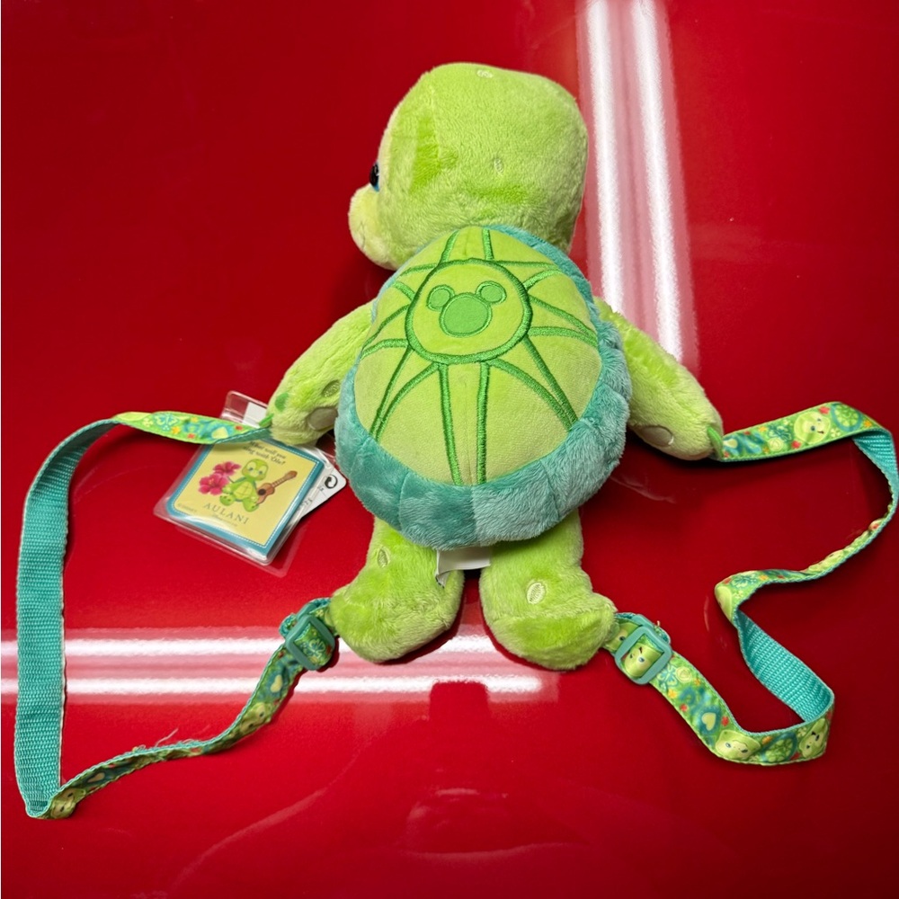 Disney Aulani Exclusive: Olu Mel Sea Turtle Backpack